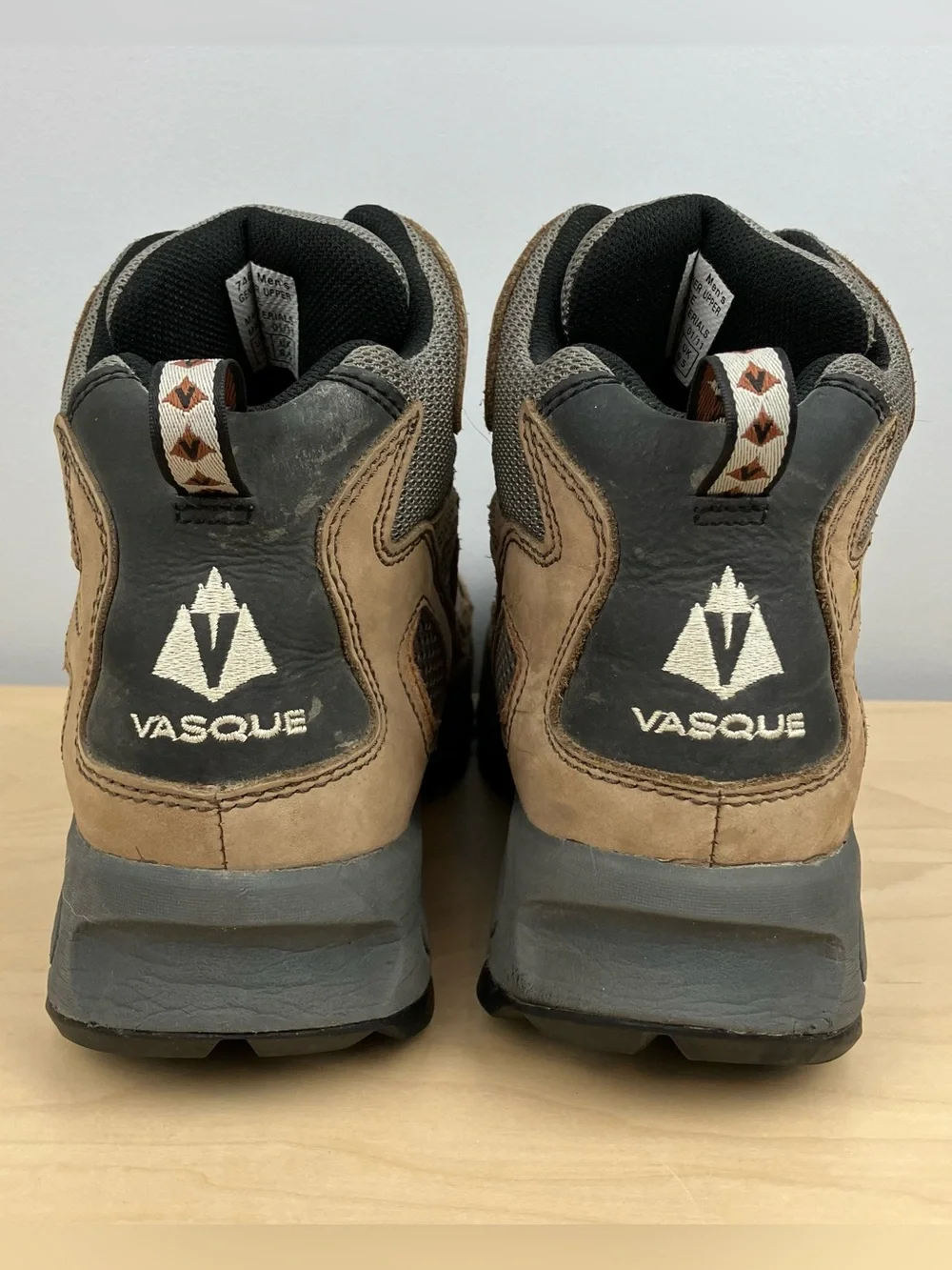 Vasque Men’s Size 10.5 M Breeze GTX 7466 Brown Leather Hiking Boots High Top